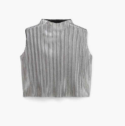 metallic, Mango, short sleeved top, silver t shirt, round necked, pleated fabric