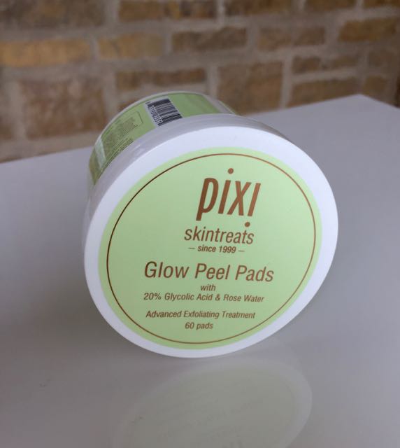 Pixi Glow peel Pads, Pixi Skintreats, Hyaluronic Acid, skincare, Mrs V, Vanessa Voegele-Downing, themodeledit.com