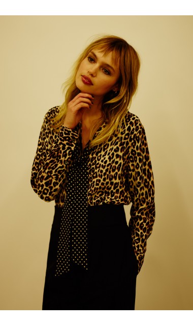 Kate Moss, Equipment, Kate Moss designs, women's shirts, leopard print shirt, long tie, silk shirt